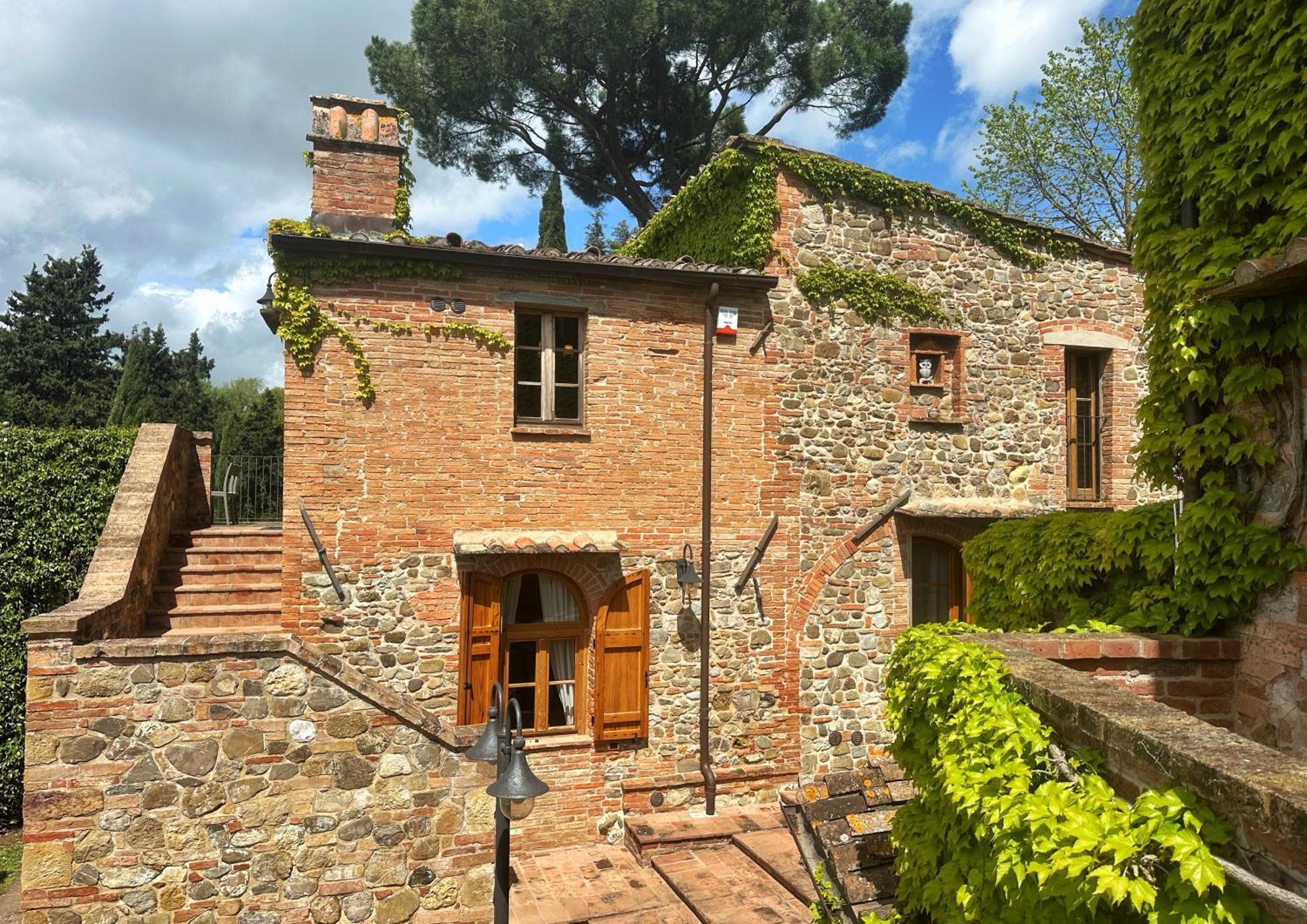 Agriturismo Borgo 7 Tigli - Apt 1 Montepulciano Stazione Kültér fotó