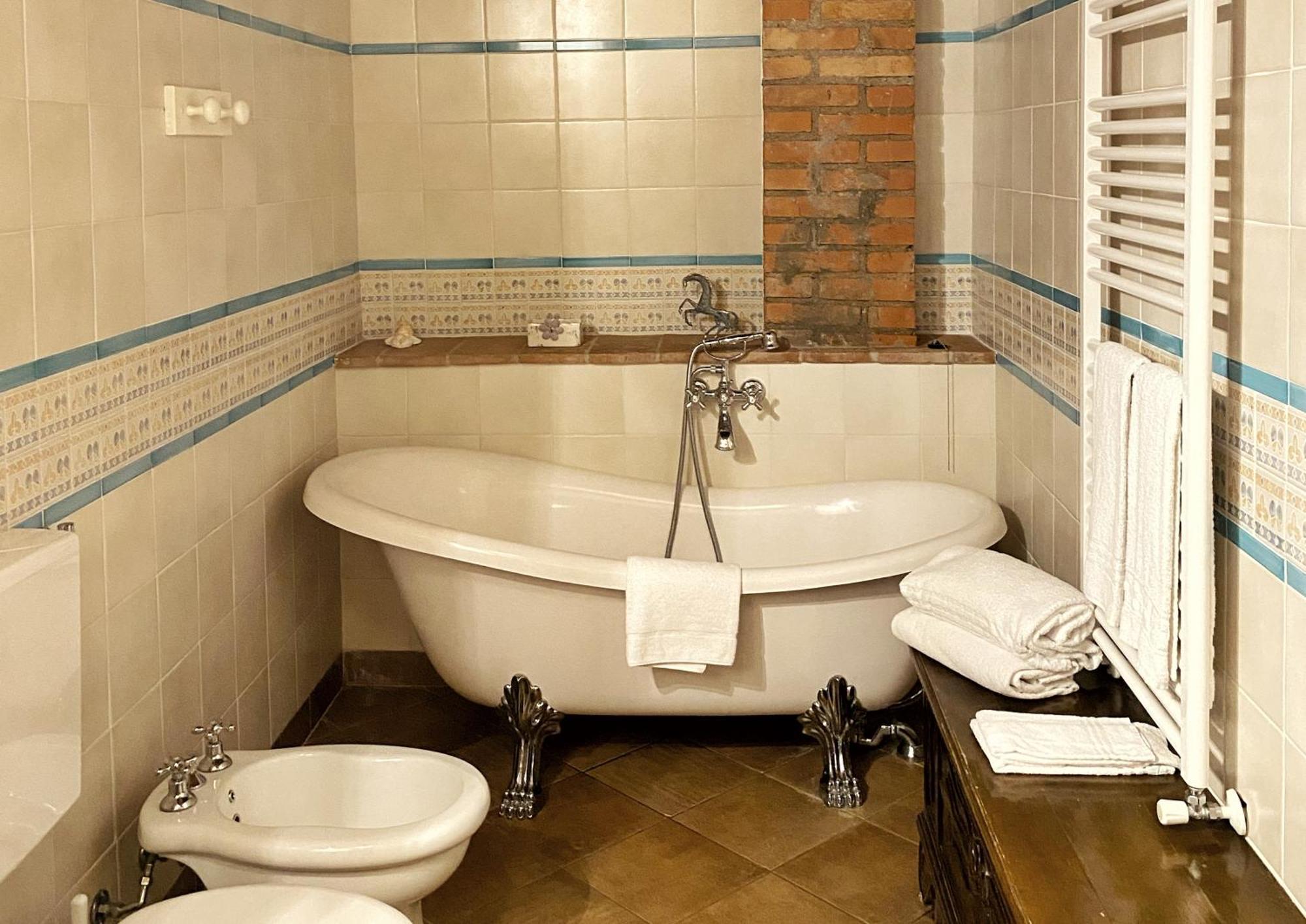 Agriturismo Borgo 7 Tigli - Apt 1 Montepulciano Stazione Kültér fotó